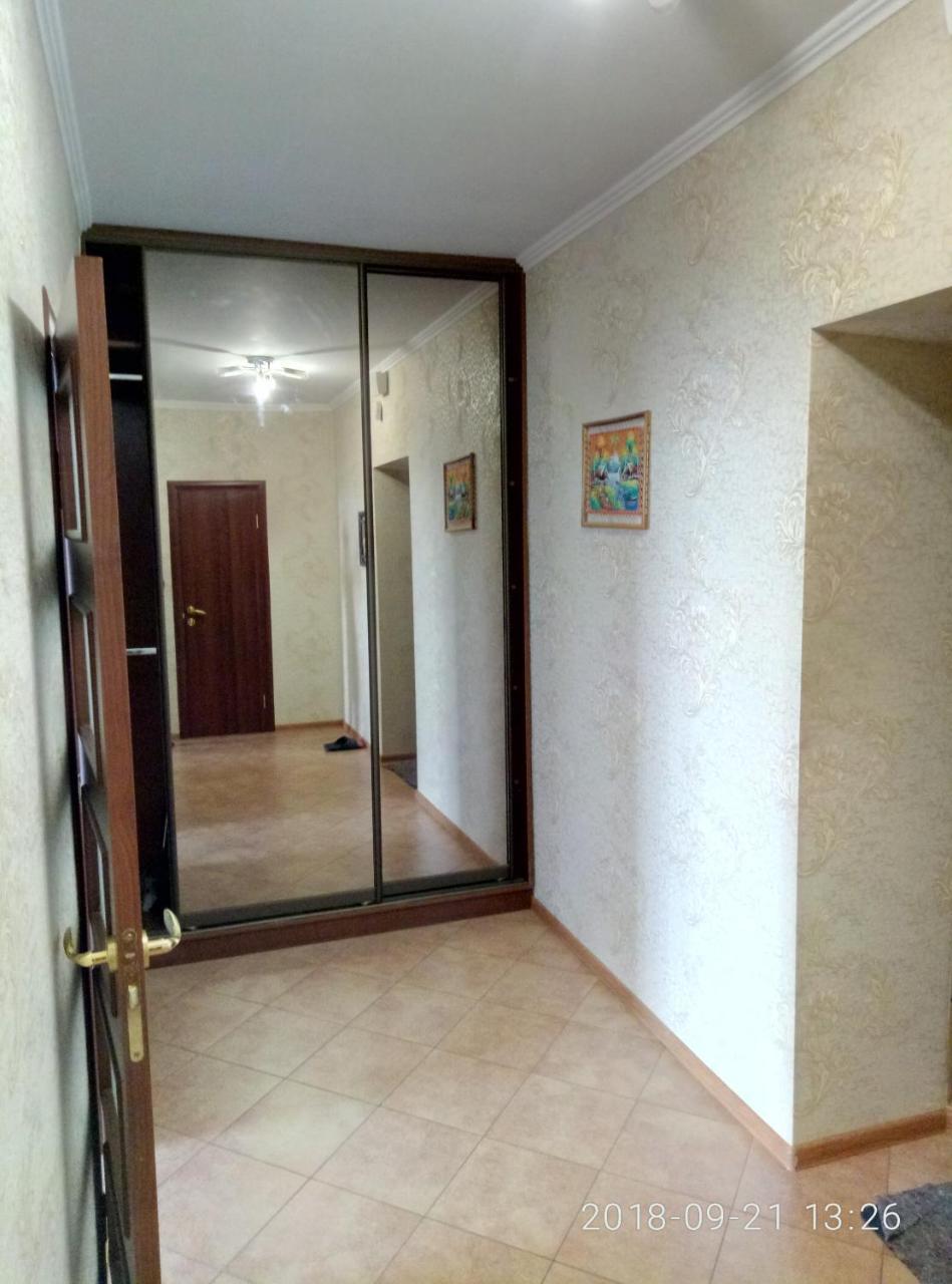 Cosy Flat Leilighet Kiev Eksteriør bilde
